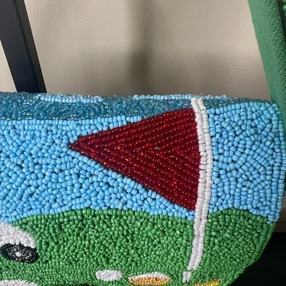 American & Beyond | Golf Enthusiasts Themed Beaded Shoulder Bag ⛳️☀️ - Picture 12 of 12